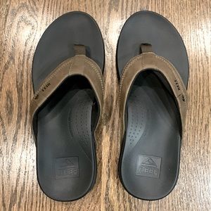 REEF men’s thongs, new, size 10